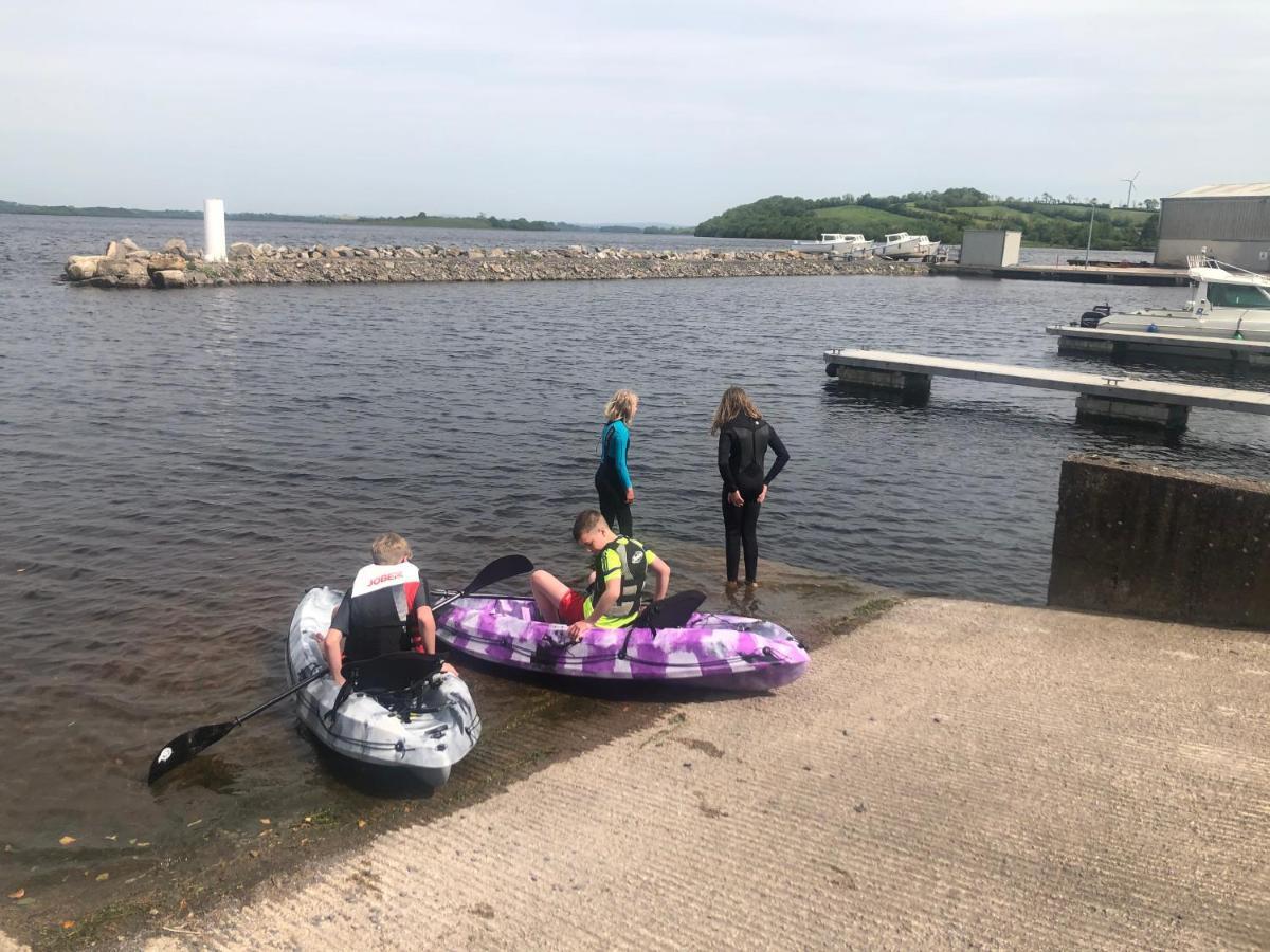 Tullybay Holiday Lodges Enniskillen Bagian luar foto