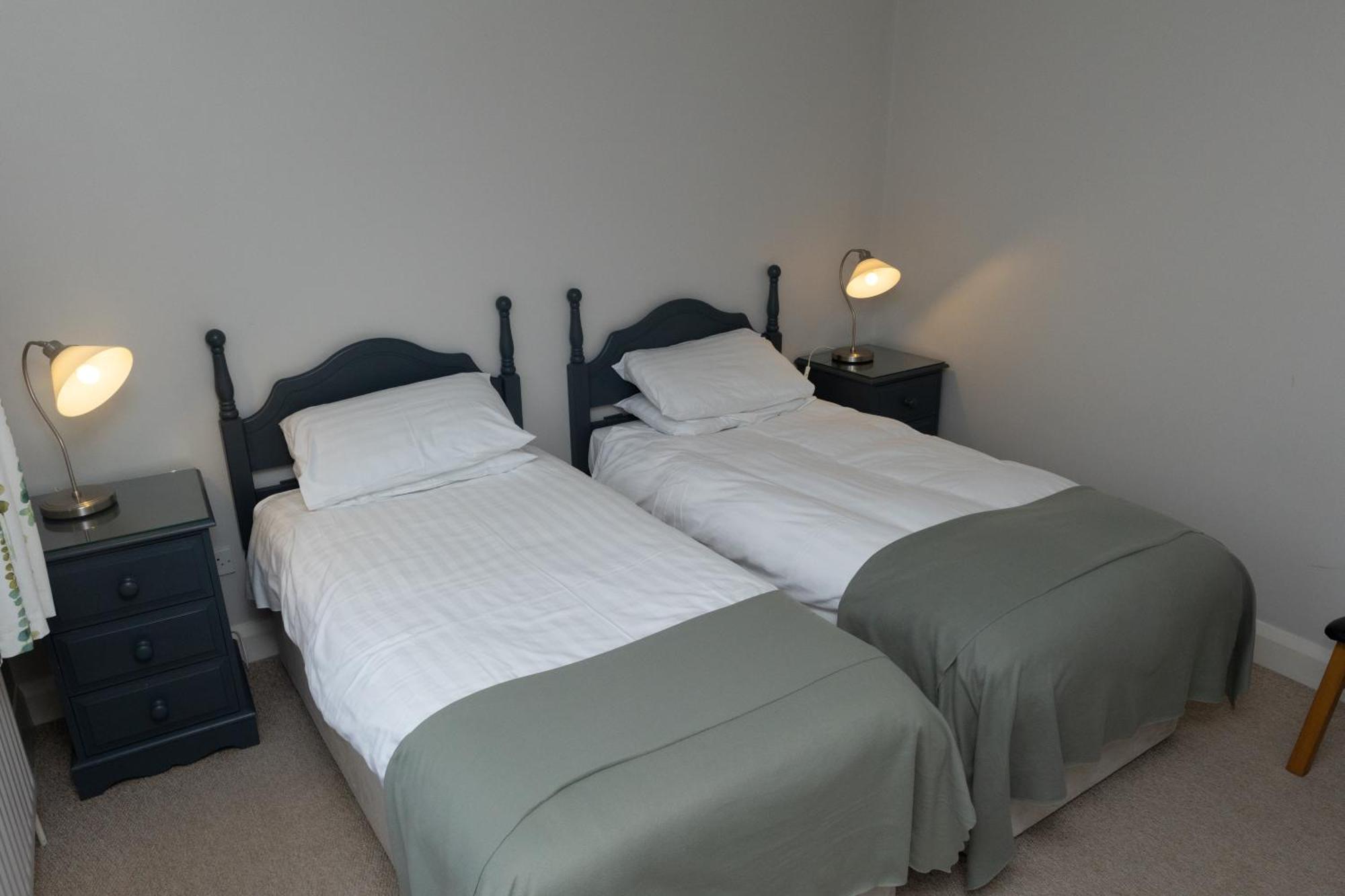 Tullybay Holiday Lodges Enniskillen Bagian luar foto